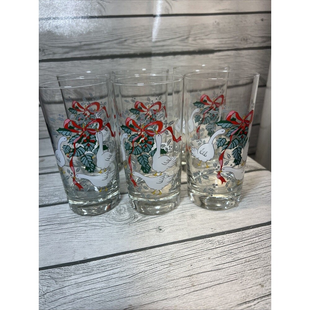 (6) International Marmalade Goose Christmas Pattern Medium Glass Tumblers 6”